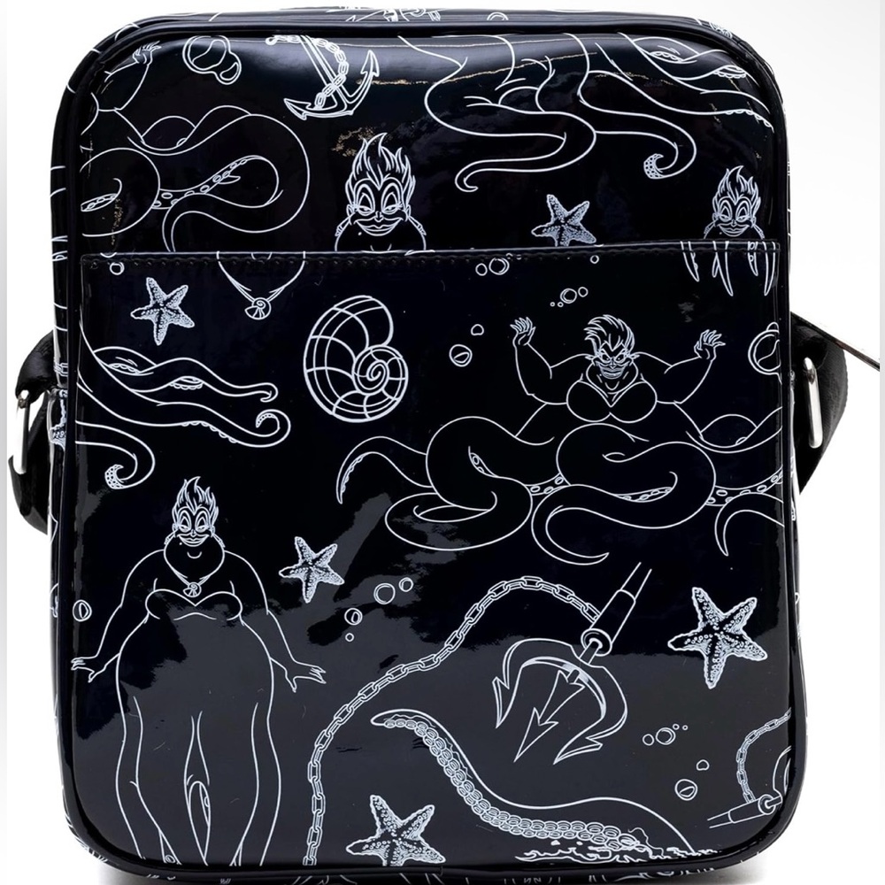 NWT Buckle-Down Disney The Little Mermaid Villain Ursula Poses Crossbody Bag - Picture 5 of 13